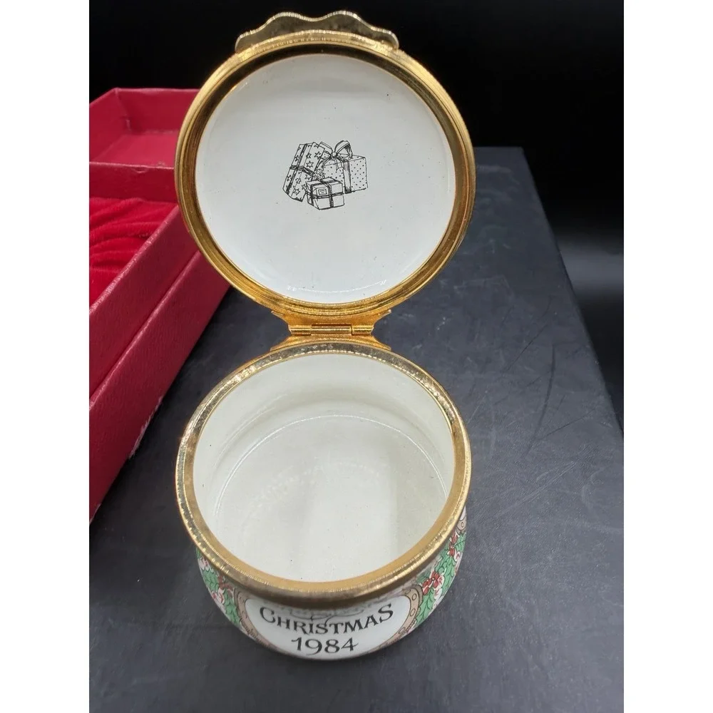 🎄 Halcyon Days Enamels 1984 Christmas Trinket Box – Santa – Vintage – EUC ✨